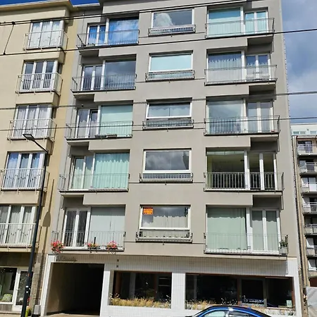 Cote A L'Oostduinkerke Met Gratis Garage Apartment Exterior photo